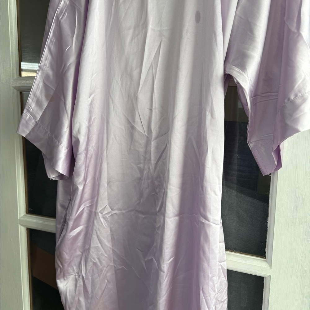 Lavender Satin Kimono Robe - Picture 3 of 3